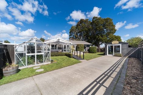 Photo of property in 97 Hillcrest Drive, Kelvin Grove, Palmerston North, 4414