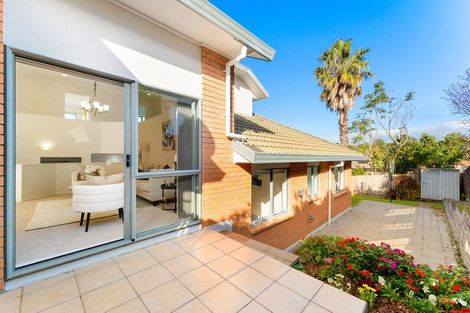 Photo of property in 29 Caversham Drive, Torbay, Auckland, 0630