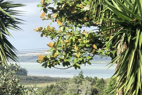 Photo of property in 102 Onerahi Road, Onerahi, Whangarei, 0110