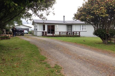 Photo of property in 395 Oroua Road, Kairanga, Palmerston North, 4475