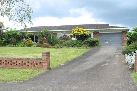 Photo of property in 4 Rapley Place, Papatoetoe, Auckland, 2025