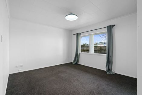 Photo of property in 35 Carlyle Street, Leamington, Cambridge, 3432