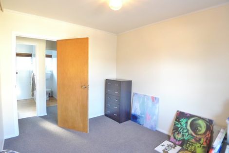 Photo of property in 15 Woodcote Drive, Glenfield, Auckland, 0629
