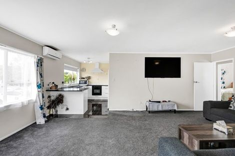 Photo of property in 2/6 Wicklow Place, Bell Block, New Plymouth, 4312