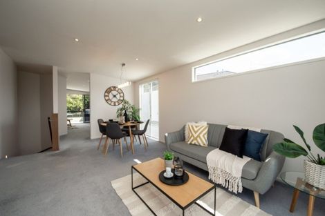 Photo of property in 21c Ruakiwi Road, Hamilton Lake, Hamilton, 3204