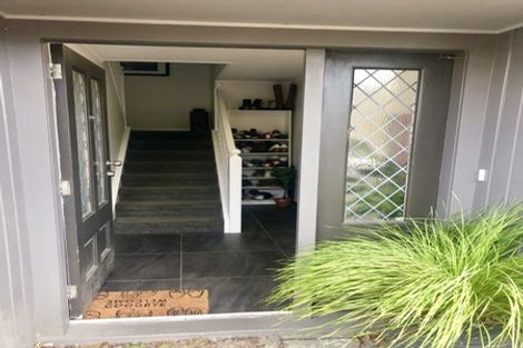 Photo of property in 1/30 Tui Glen Road, Birkenhead, Auckland, 0626
