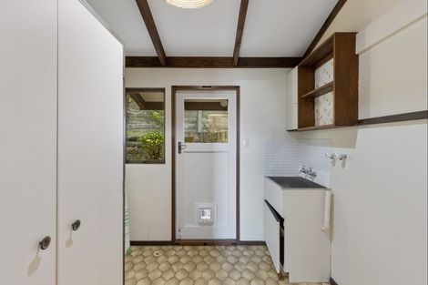 Photo of property in 16 France Road, Bluff Hill, Napier, 4110