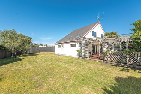 Photo of property in 11 Akepiro Place, Tawhero, Whanganui, 4501