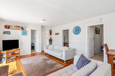 Photo of property in 7a Hona Street, Waikanae Beach, Waikanae, 5036