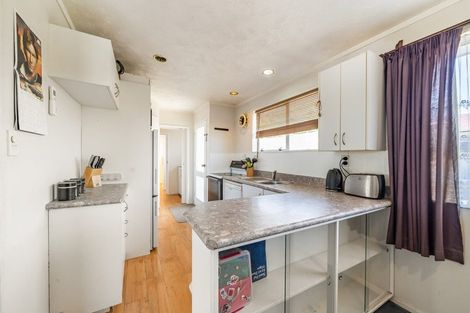 Photo of property in 47 Hartford Crescent, Totara Park, Upper Hutt, 5018