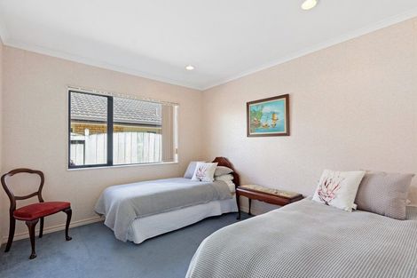 Photo of property in 18 Rosberg Place, Mount Maunganui, 3116