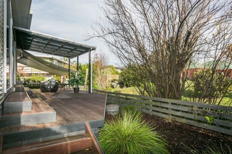 Photo of property in 9a Saint Hill Lane, Havelock North, 4130