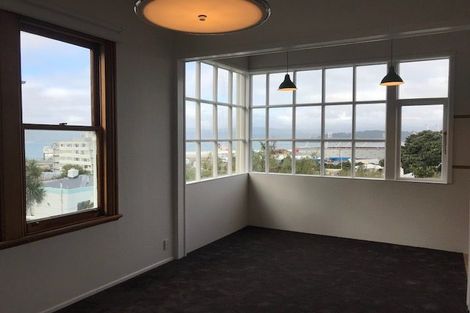 Photo of property in 43 Grant Road, Thorndon, Wellington, 6011