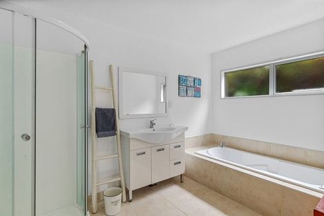 Photo of property in 6 Stirling Place, Dinsdale, Hamilton, 3204