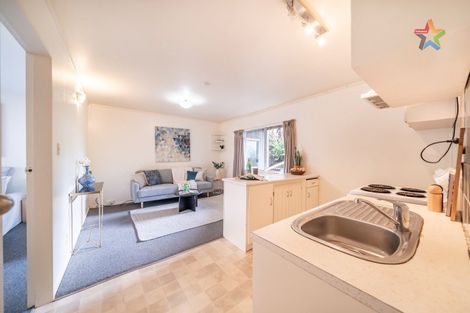 Photo of property in 102 Pinehaven Road, Pinehaven, Upper Hutt, 5019