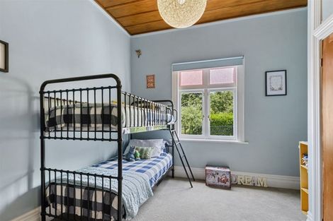 Photo of property in 43 Sunnyvale Road, Massey, Auckland, 0614