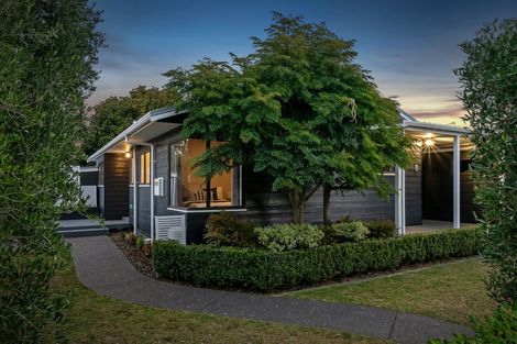 Photo of property in 11 Sunburst Court, Paraparaumu Beach, Paraparaumu, 5032