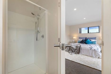 Photo of property in 21a Nirmal Place, Sunnyvale, Auckland, 0612