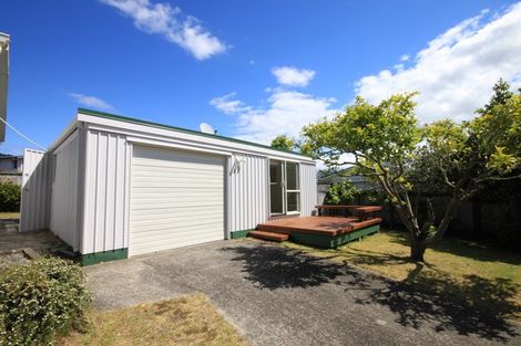Photo of property in 1 Pitkethley Circle, Pauanui, Hikuai, 3579