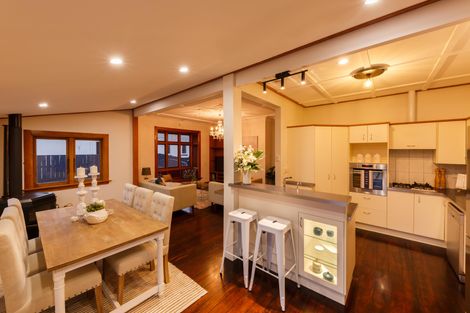 Photo of property in 143 Featherston Street, Palmerston North, 4410