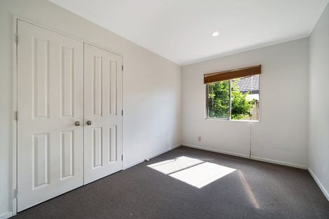 Photo of property in 5/17 Neta Grove, Henderson, Auckland, 0612
