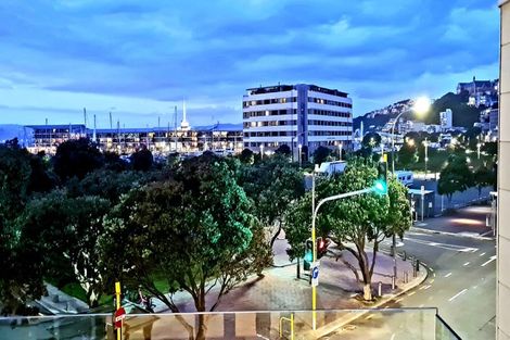 Photo of property in Piermont Apartments, 4i/82 Cable Street, Te Aro, Wellington, 6011