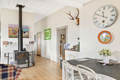 Photo of property in 11 Carow Street, Palmerston North, 4410