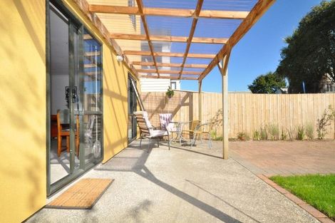 Photo of property in 18 Blumhardt Place, Avondale, Auckland, 1026