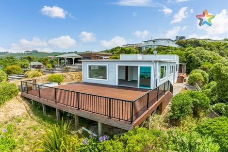 Photo of property in 54 Akatea Road, Korokoro, Lower Hutt, 5012