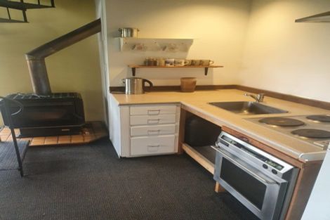 Photo of property in 279 Motutara Road, Muriwai, Waimauku, 0881