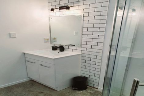 Photo of property in 1/59 Topliss Drive, Northcross, Auckland, 0632