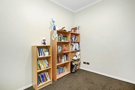 Photo of property in 13 Madeira Close, Whitby, Porirua, 5024