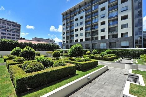 Photo of property in Sanctum Apartment, 10 Ebor Street, Te Aro, Wellington, 6011
