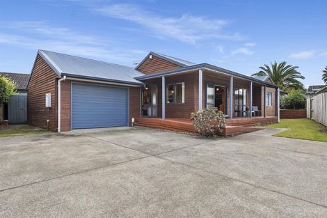 Photo of property in 6 Thebes Grove, Papamoa Beach, Papamoa, 3118