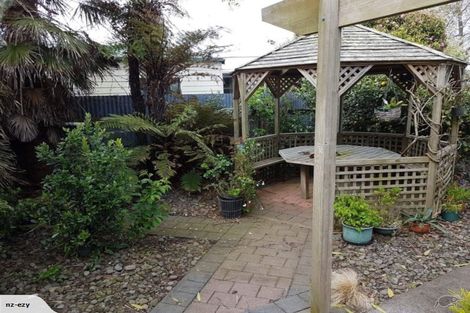 Photo of property in 295 Glover Road, Hawera, 4675