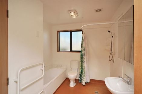 Photo of property in 2/16 Cardiff Avenue, Somerfield, Christchurch, 8024