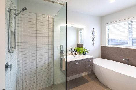 Photo of property in 135 Styx Mill Road, Casebrook, Christchurch, 8051