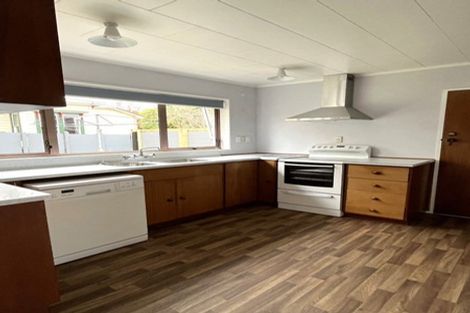 Photo of property in 2 Jordan Terrace, Lansdowne, Masterton, 5810