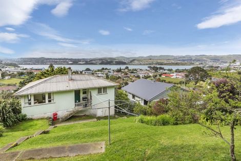 Photo of property in 11 Arene Grove, Titahi Bay, Porirua, 5022