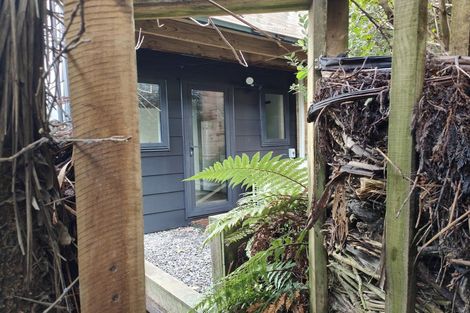 Photo of property in 21a Cotswold Crescent, Newlands, Wellington, 6037