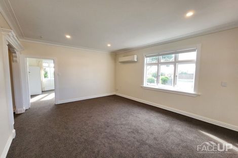 Photo of property in 1/194 Waimumu Road, Massey, Auckland, 0614