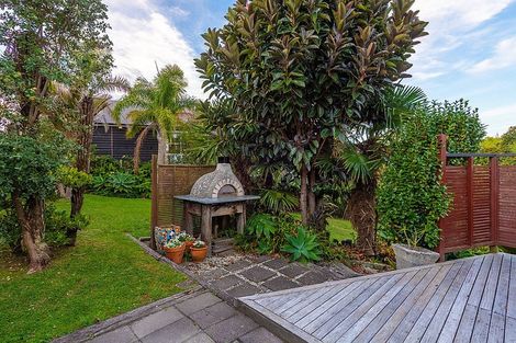 Photo of property in 210 Beach Road, Campbells Bay, Auckland, 0630
