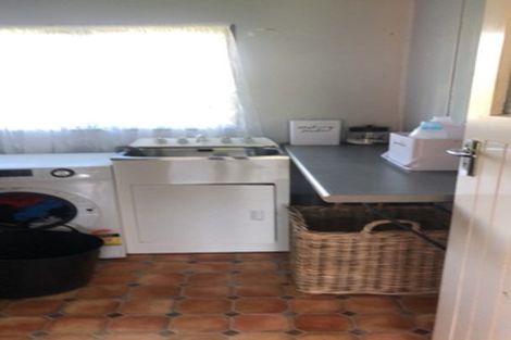 Photo of property in 72 Hurndall Street East, Maungaturoto, 0520