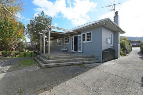 Photo of property in 1078 Fergusson Drive, Clouston Park, Upper Hutt, 5018