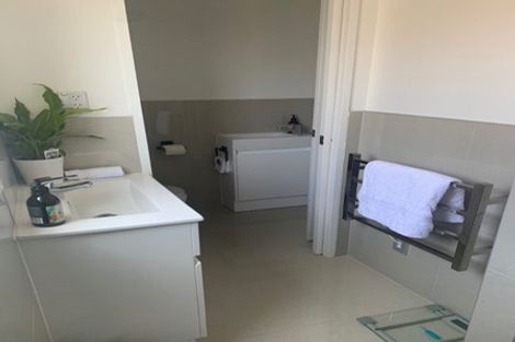 Photo of property in 60 Niu Lane, Te Atatu South, Auckland, 0610