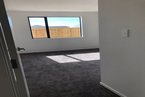 Photo of property in 12 Kaaka Street, Cambridge, 3434