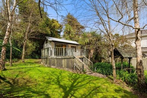 Photo of property in 36 Hinau Street, Tawa, Wellington, 5028