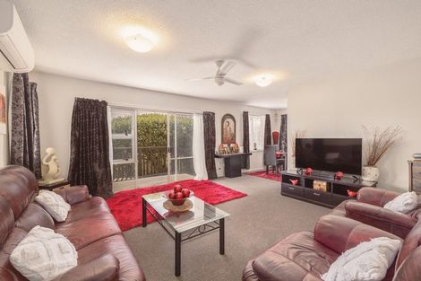 Photo of property in 193 Beach Road, North New Brighton, Christchurch, 8083