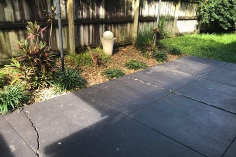 Photo of property in 1 Attymon Lane, East Tamaki, Auckland, 2016