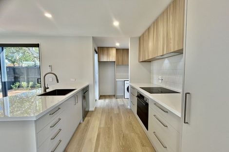 Photo of property in 2/10 Surrey Street, Linwood, Christchurch, 8062